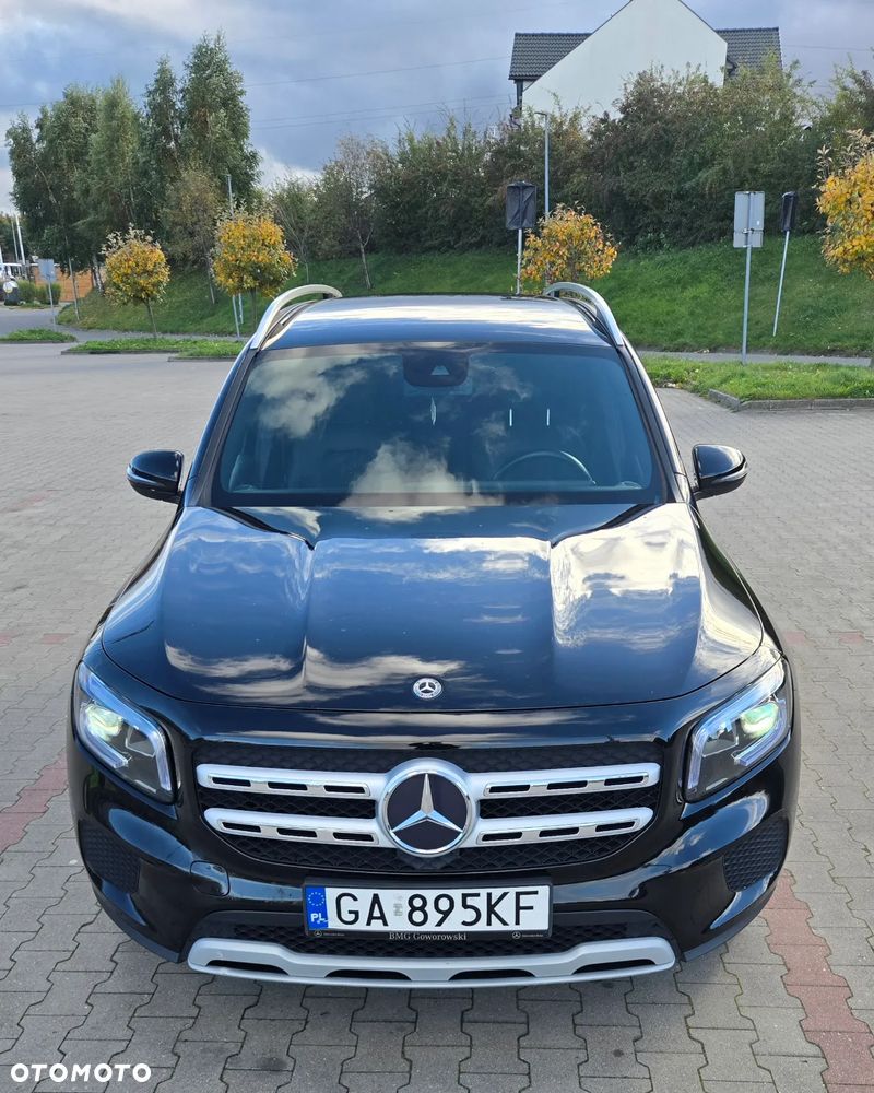 Mercedes-Benz GLB - 1