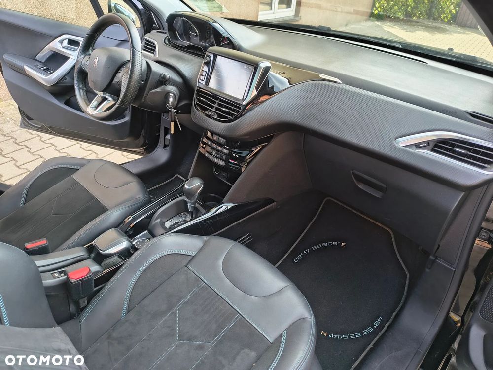 Peugeot 2008 PureTech 110 Stop&Start EAT6 Crossway - 18