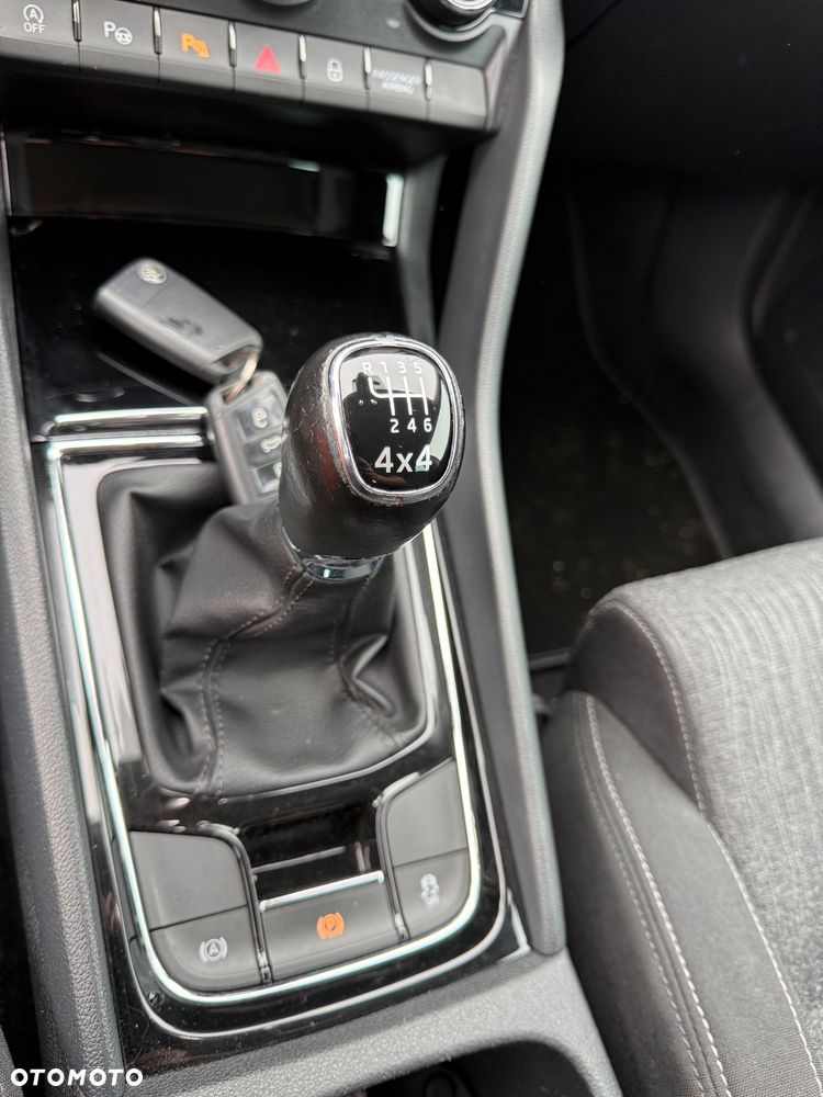 Skoda Karoq 2.0 TDI SCR 4x4 Style - 19