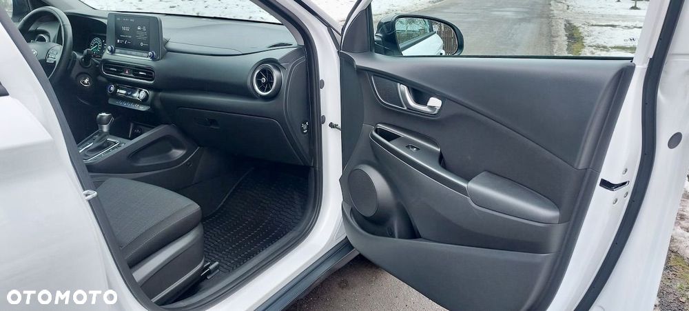 Hyundai Kona 1.0 T-GDI Style DCT - 17