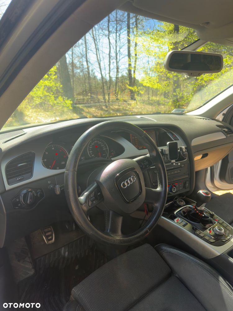 Audi A4 Avant 2.0 TDI - 7