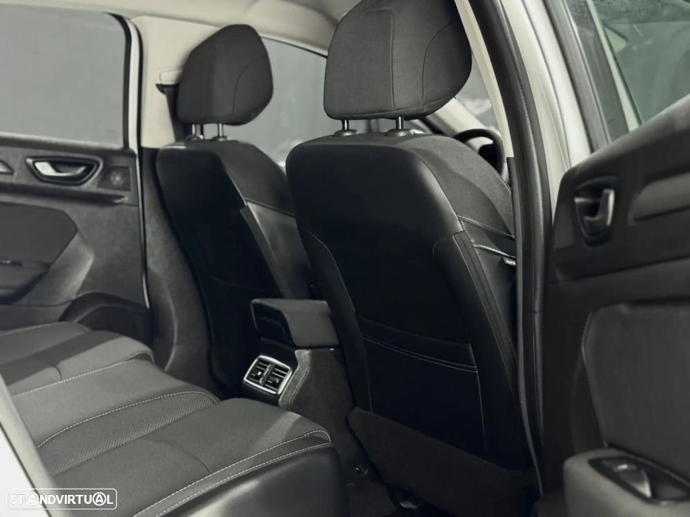 Renault Mégane E-Tech - 9