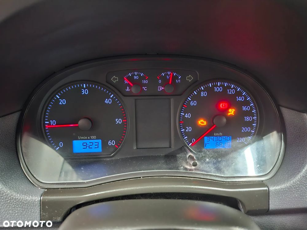 Volkswagen Polo - 12