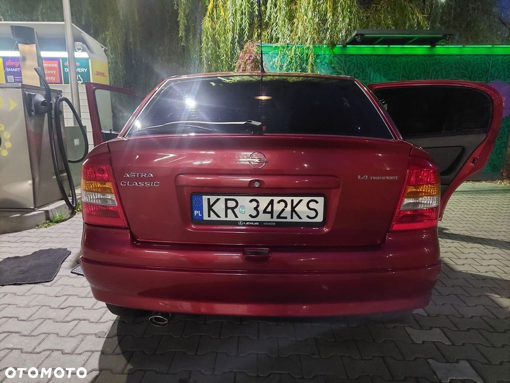 Opel Astra - 3