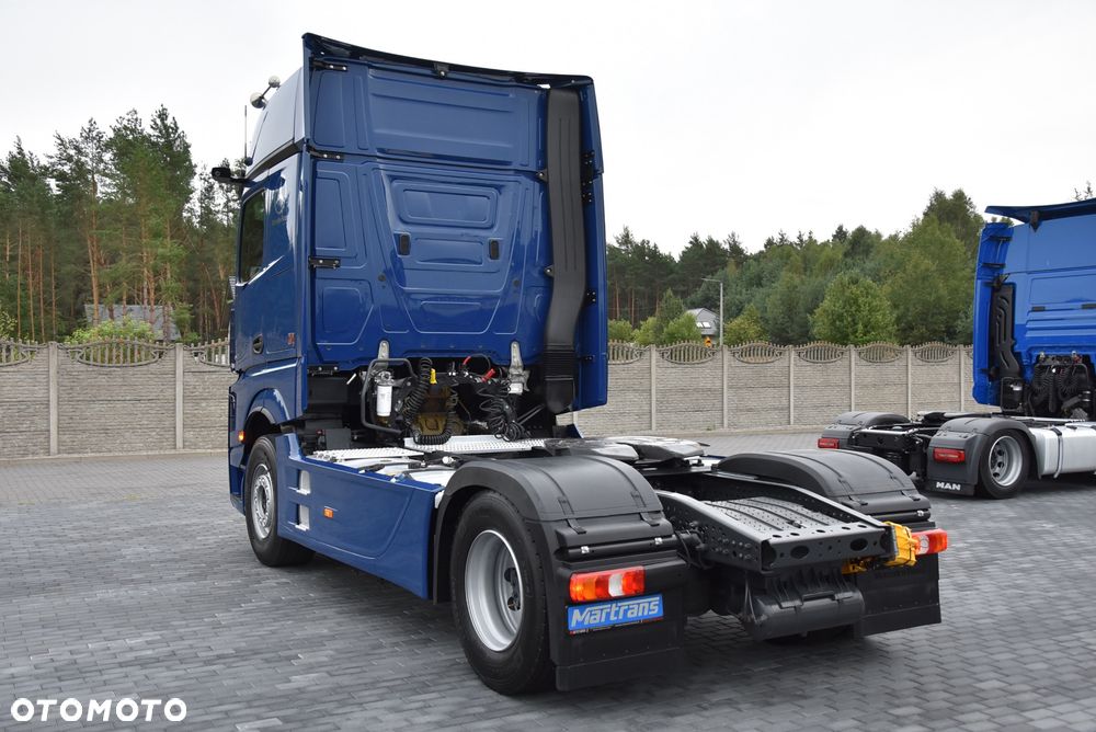 Mercedes-Benz ACTROS GIGASPACE / MP5 / 1848 / KLIMA POST. / XENON / VIRTUAL COCPIT / NAVI / SERWISOWANY W ASO MB / SALON PL / FULL WERSJA / JAK NOWY - 12