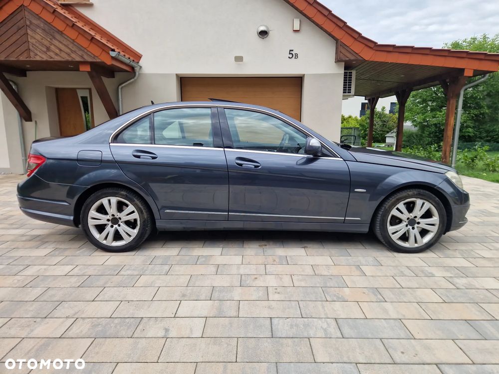 Mercedes-Benz Klasa C 320 CDI 7G-TRONIC Avantgarde DPF - 8