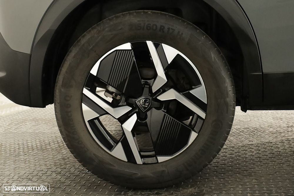 Peugeot 2008 1.2 PureTech Allure - 5