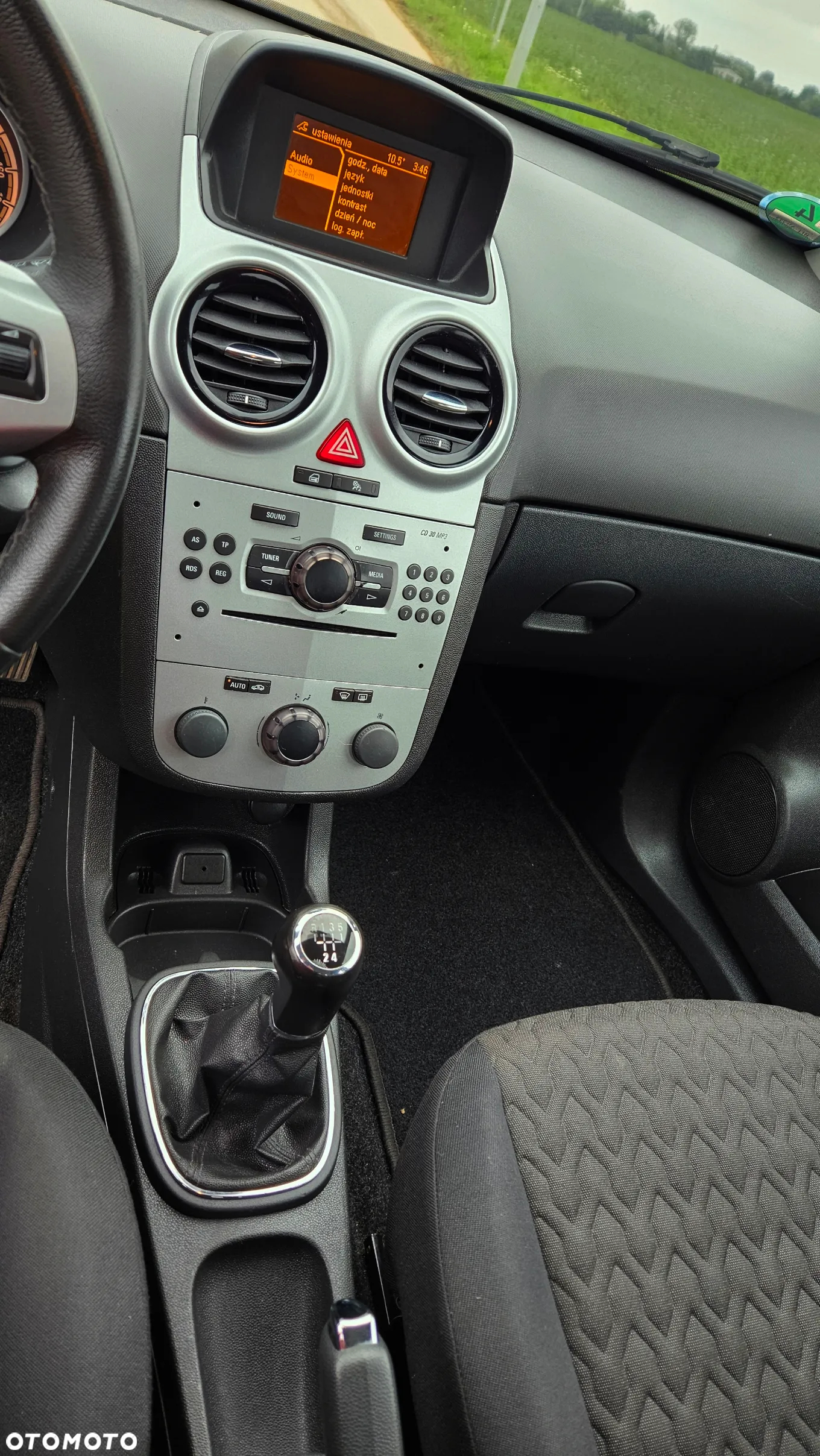 Opel Corsa 1.2 16V Cosmo - 23