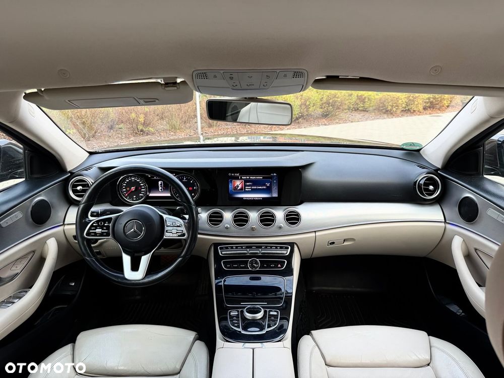 Mercedes-Benz Klasa E 200 d 9G-TRONIC - 15