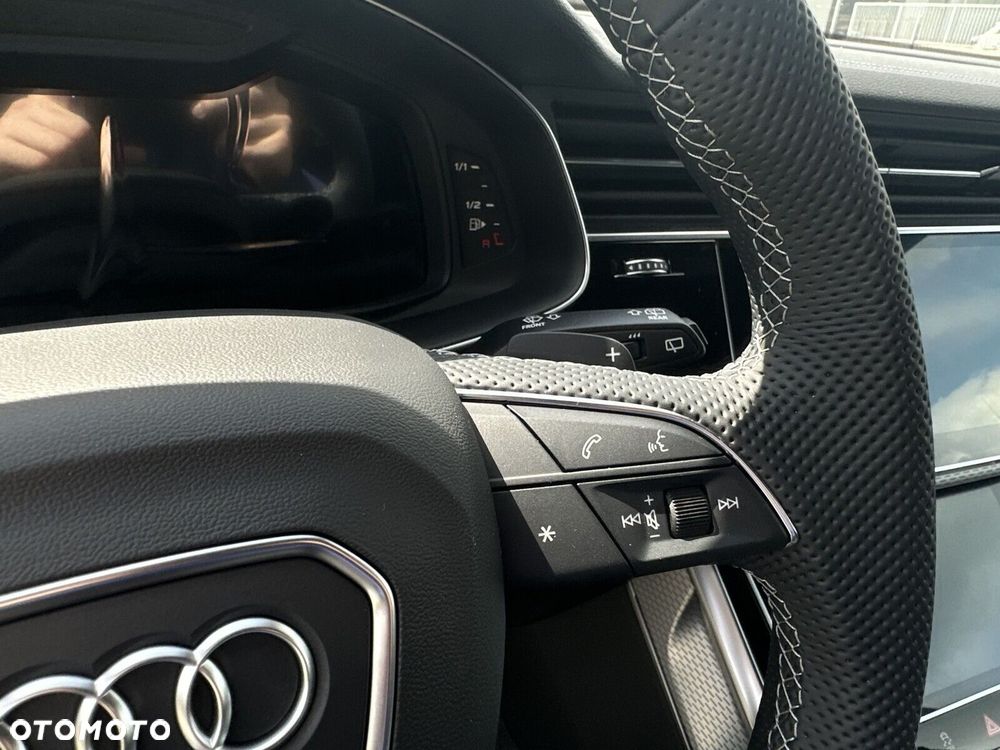 Audi Q8 - 14