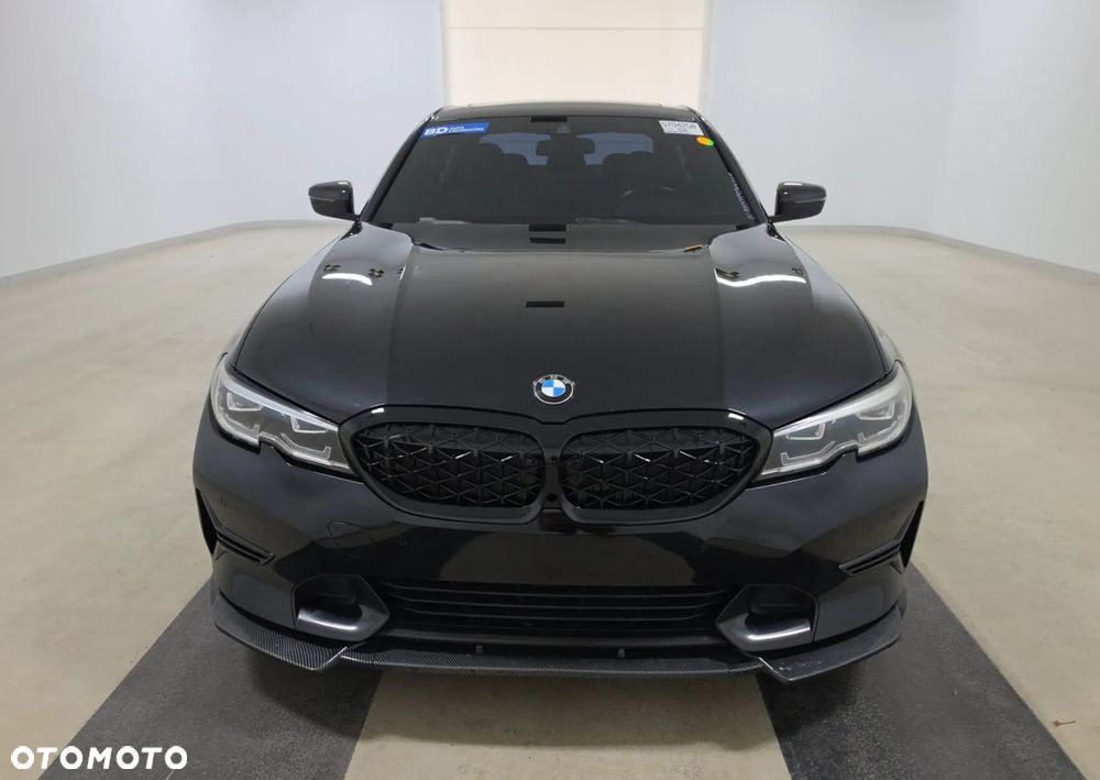 BMW Seria 3 330i M Sport - 3