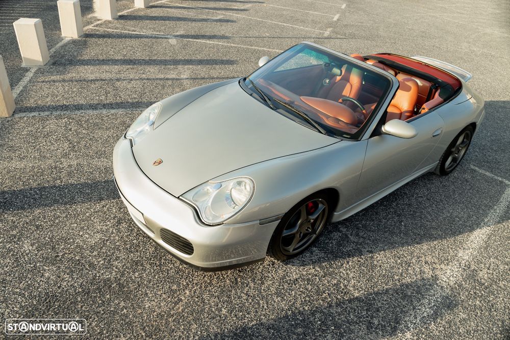Porsche 911 (996) Carrera 4 Cabrio - 9