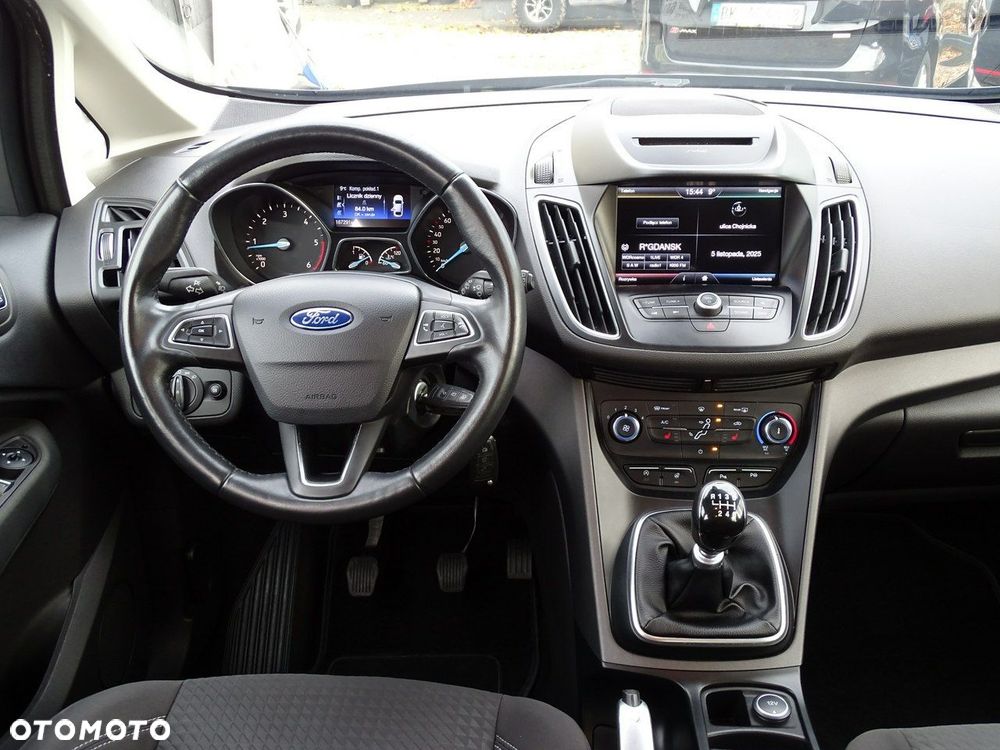 Ford Grand C-MAX - 16