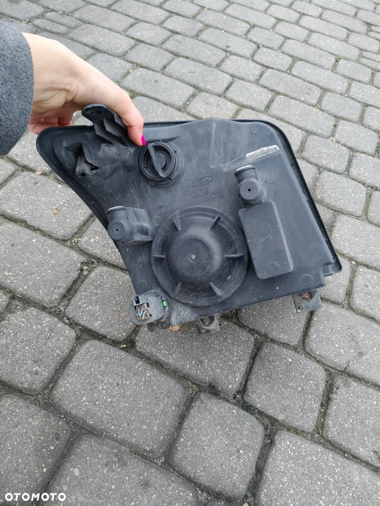 Lampy przód Ford Tourneo prawa lewa - 9