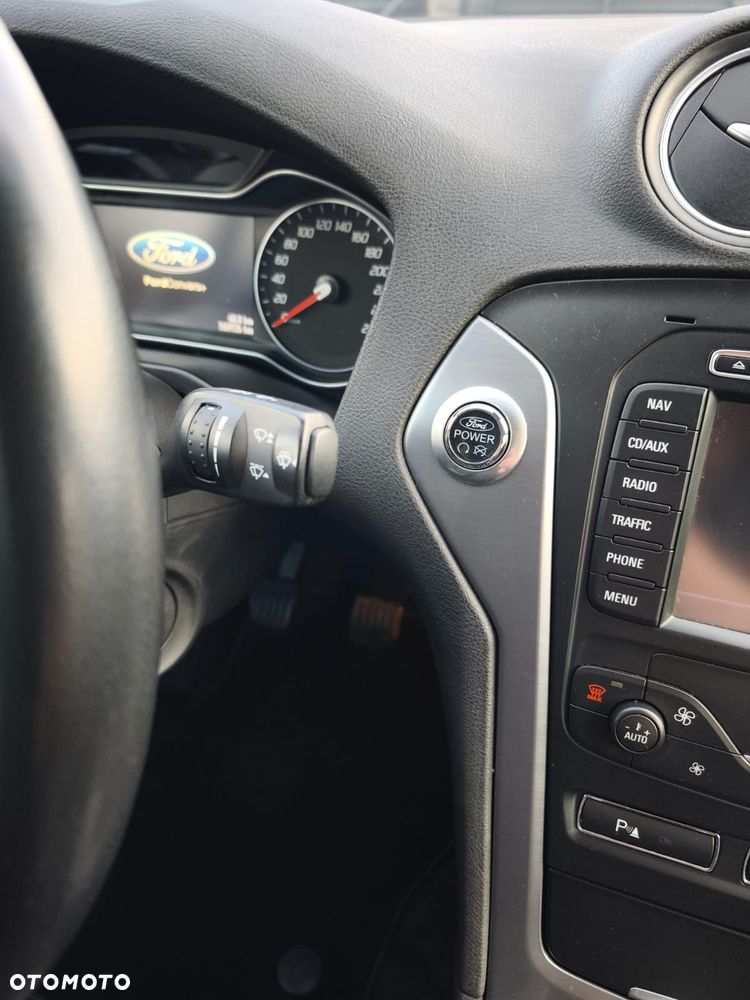 Ford Mondeo 2.0 TDCi Titanium - 23