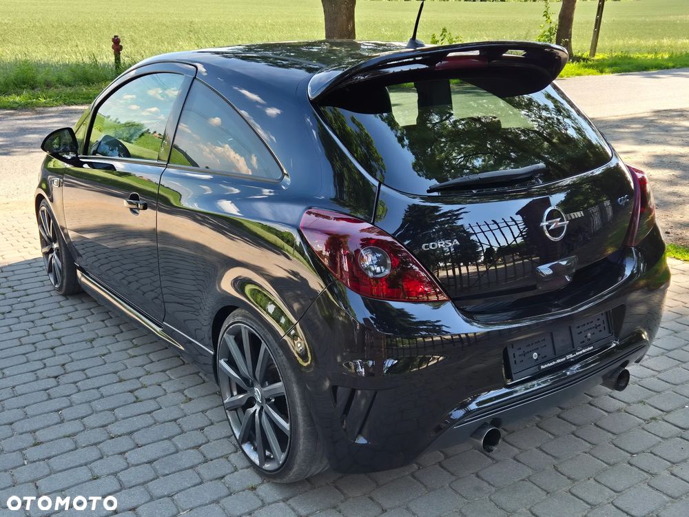 Opel Corsa 1.6 T OPC - 5