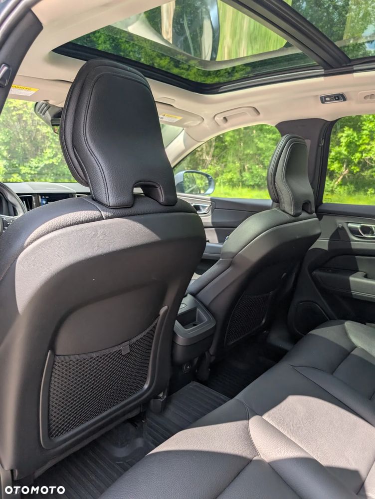 Volvo XC 60 - 25