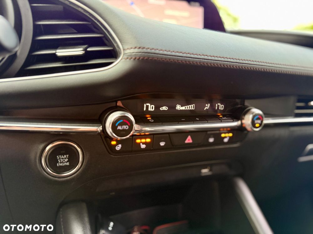 Mazda 3 - 10