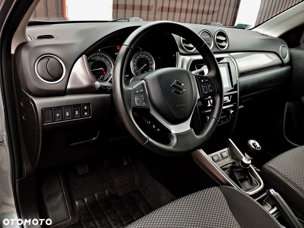 Suzuki Vitara - 17