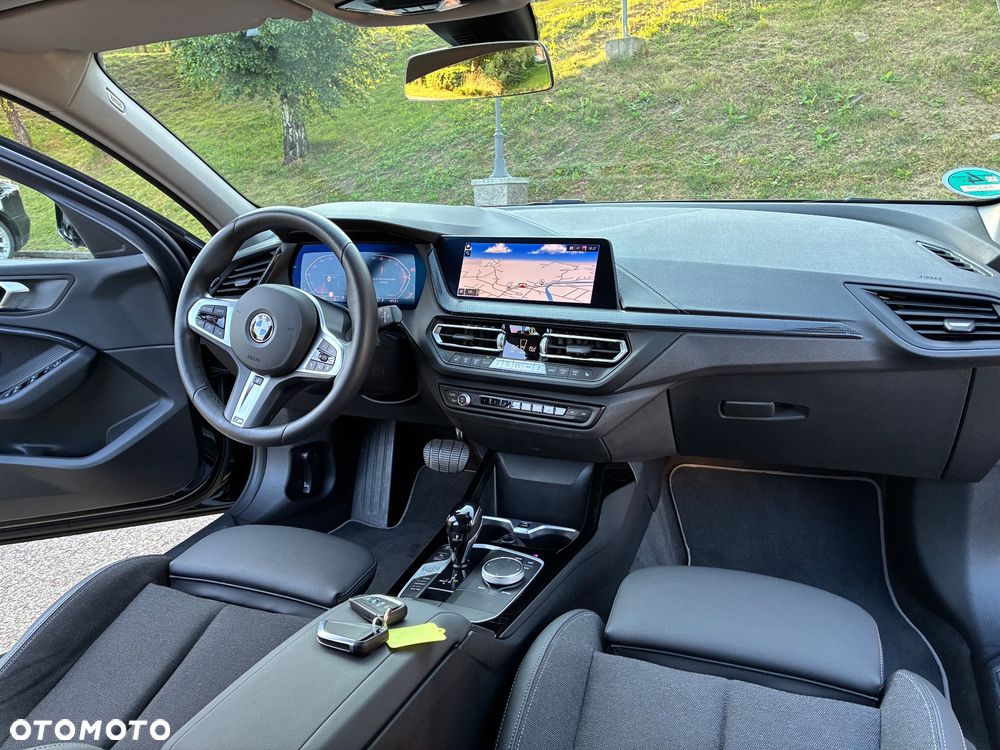 BMW Seria 1 118i GPF Sport Line Shadow - 16