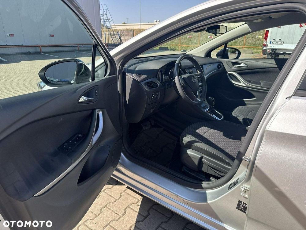 Opel Astra - 10