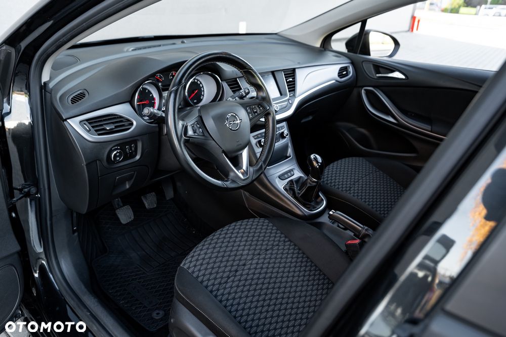 Opel Astra 1.4 Turbo Start/Stop Dynamic - 19