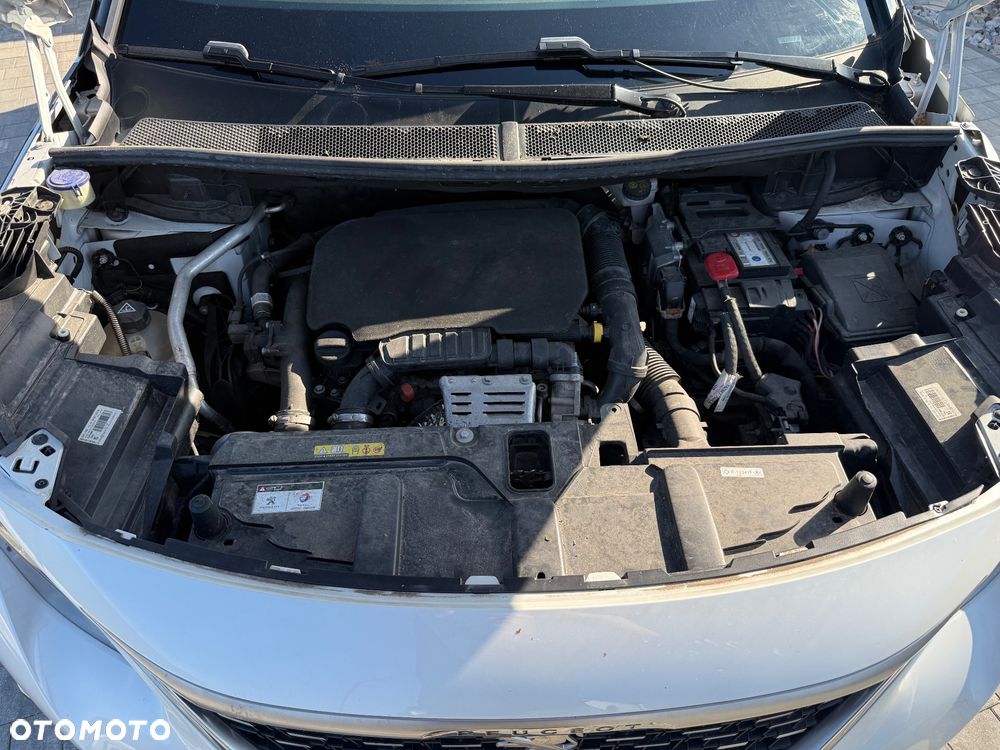Peugeot 3008 PureTech 130 Stop & Start GPF Allure Business-Paket - 14