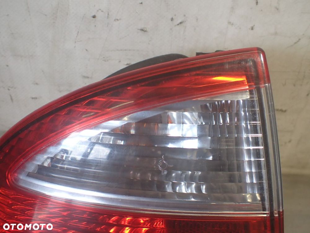 LAMPA LEWA TYLNA SEAT LEON 1.6