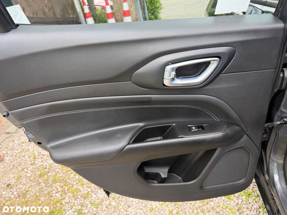 Jeep Compass ver-1-5-t4-mhev-limited-fwd-s-s-dct - 39