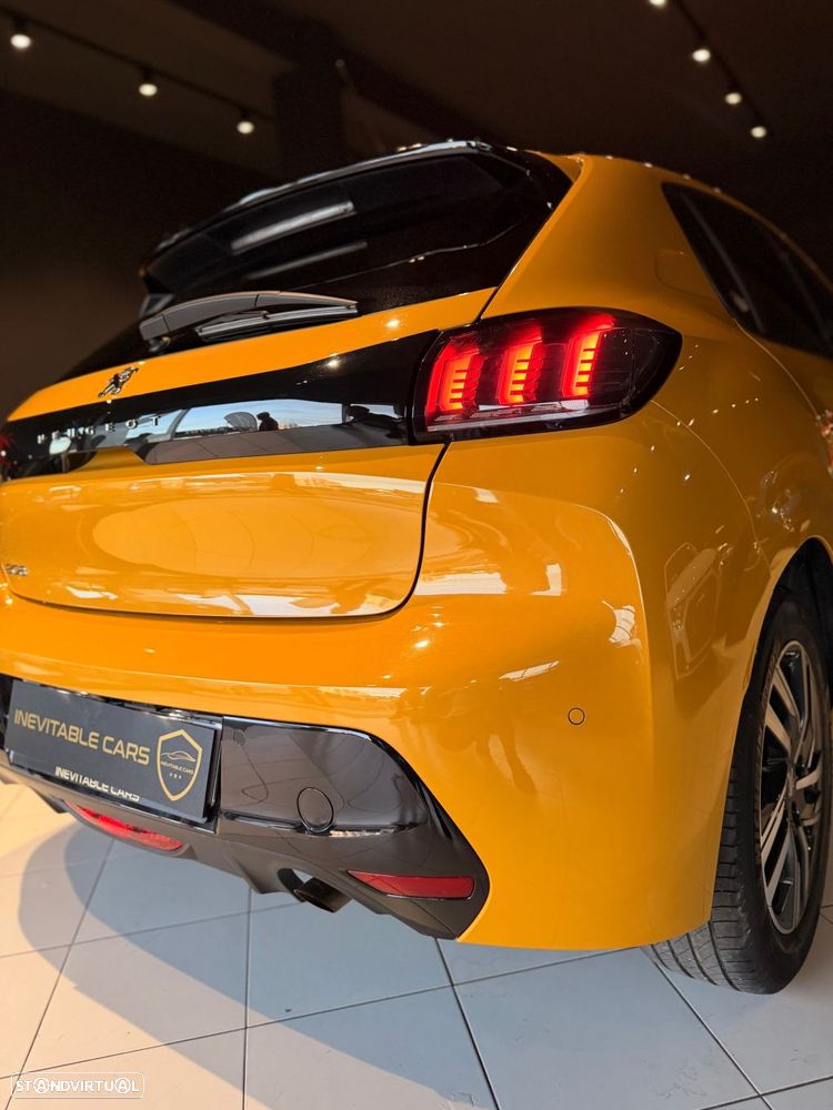 Peugeot 208 1.2 PureTech Allure - 16