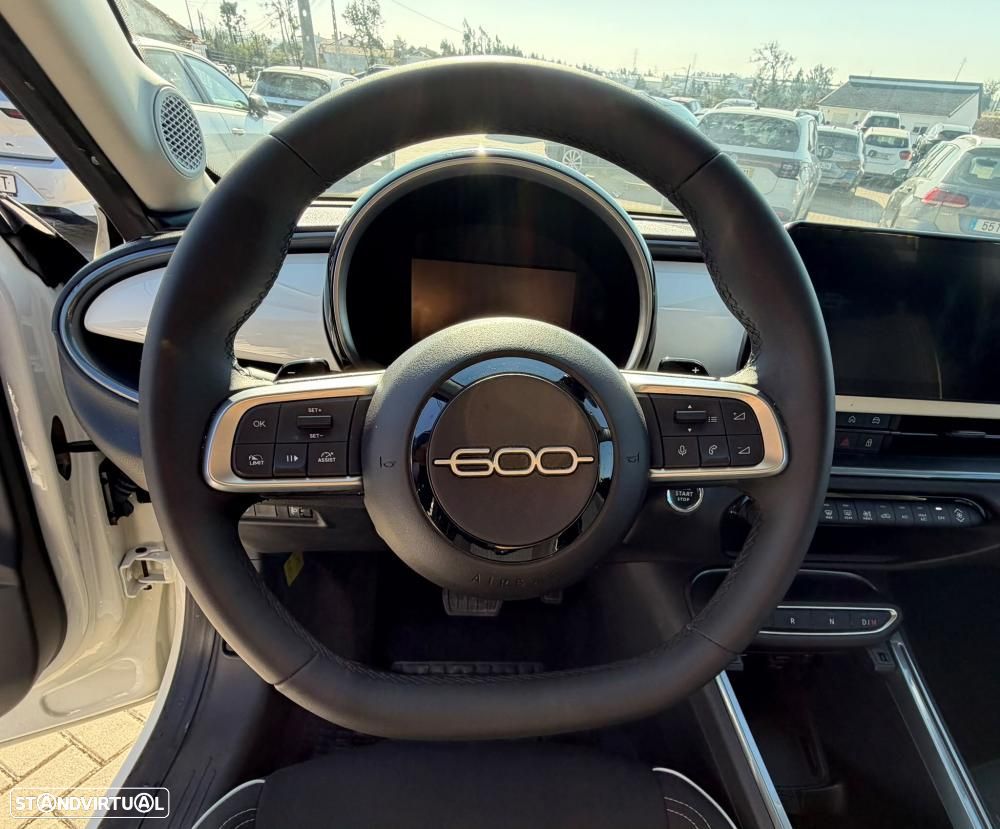 Fiat 600 1.2 Hybrid - 9