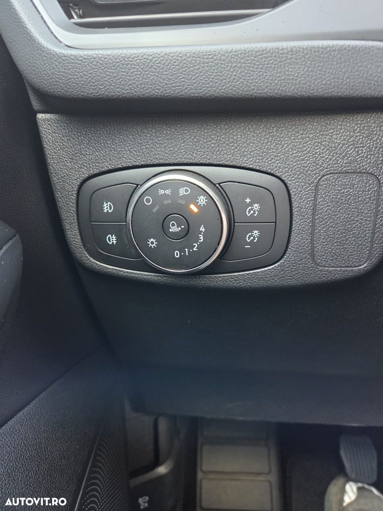Ford Focus 1.5 EcoBlue Start-Stopp-System COOL&CONNECT - 15