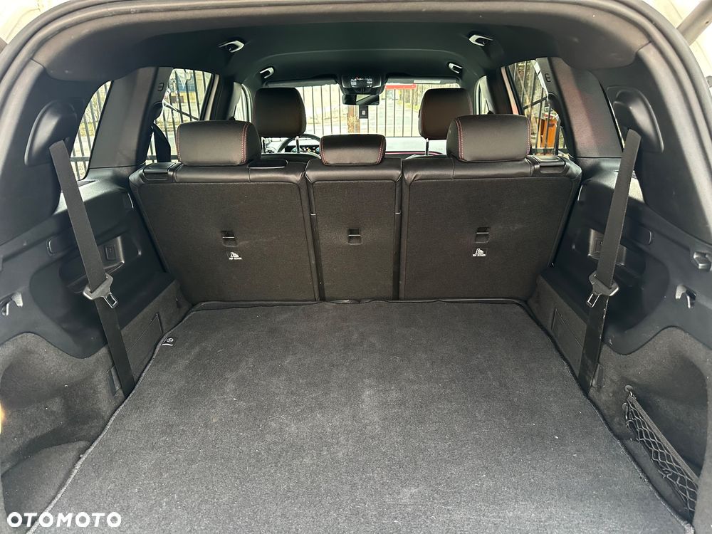 Mercedes-Benz GLB 200 d AMG Line 8G-DCT - 25