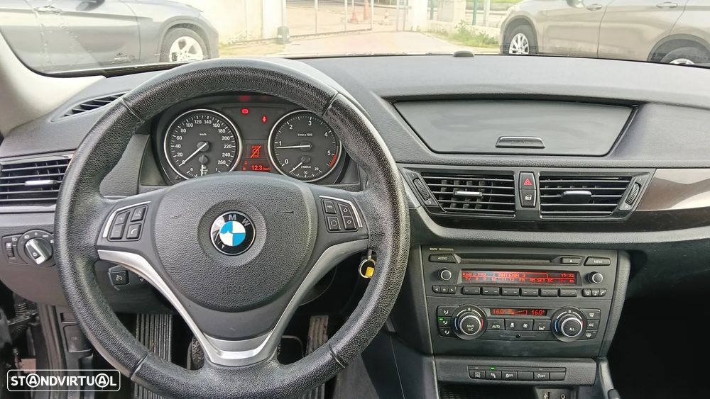 BMW X1 16 d sDrive Line Sport - 15