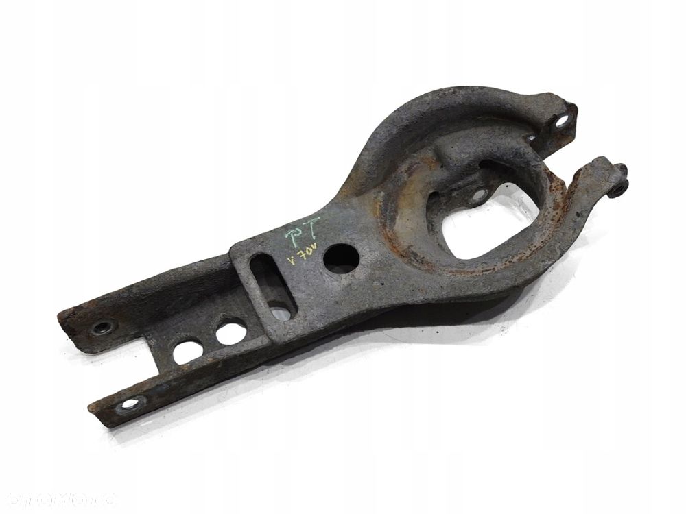 WAHACZ PRAWY TYŁ VOLVO V70 II - 1