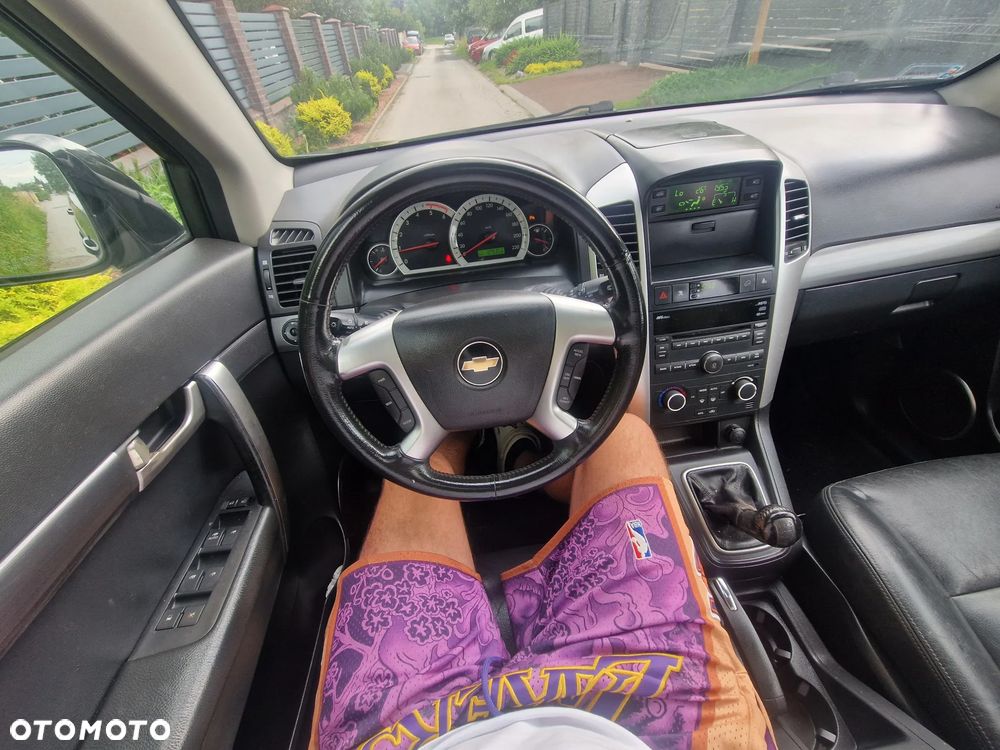 Chevrolet Captiva - 36