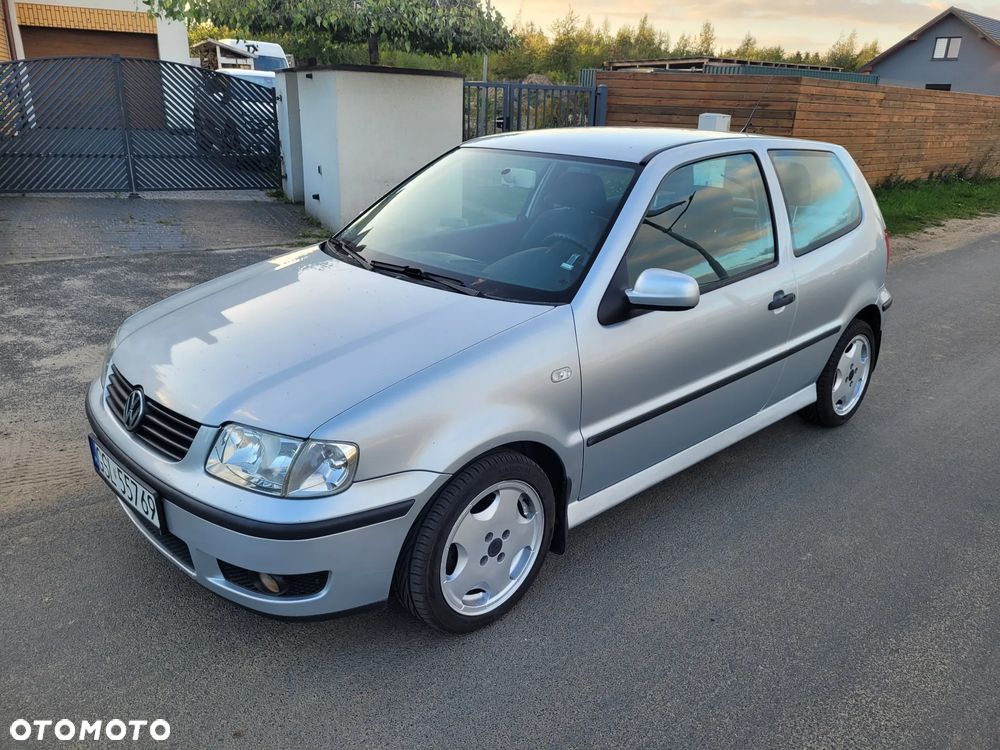 Volkswagen Polo 1.4 16V Comfortline - 1