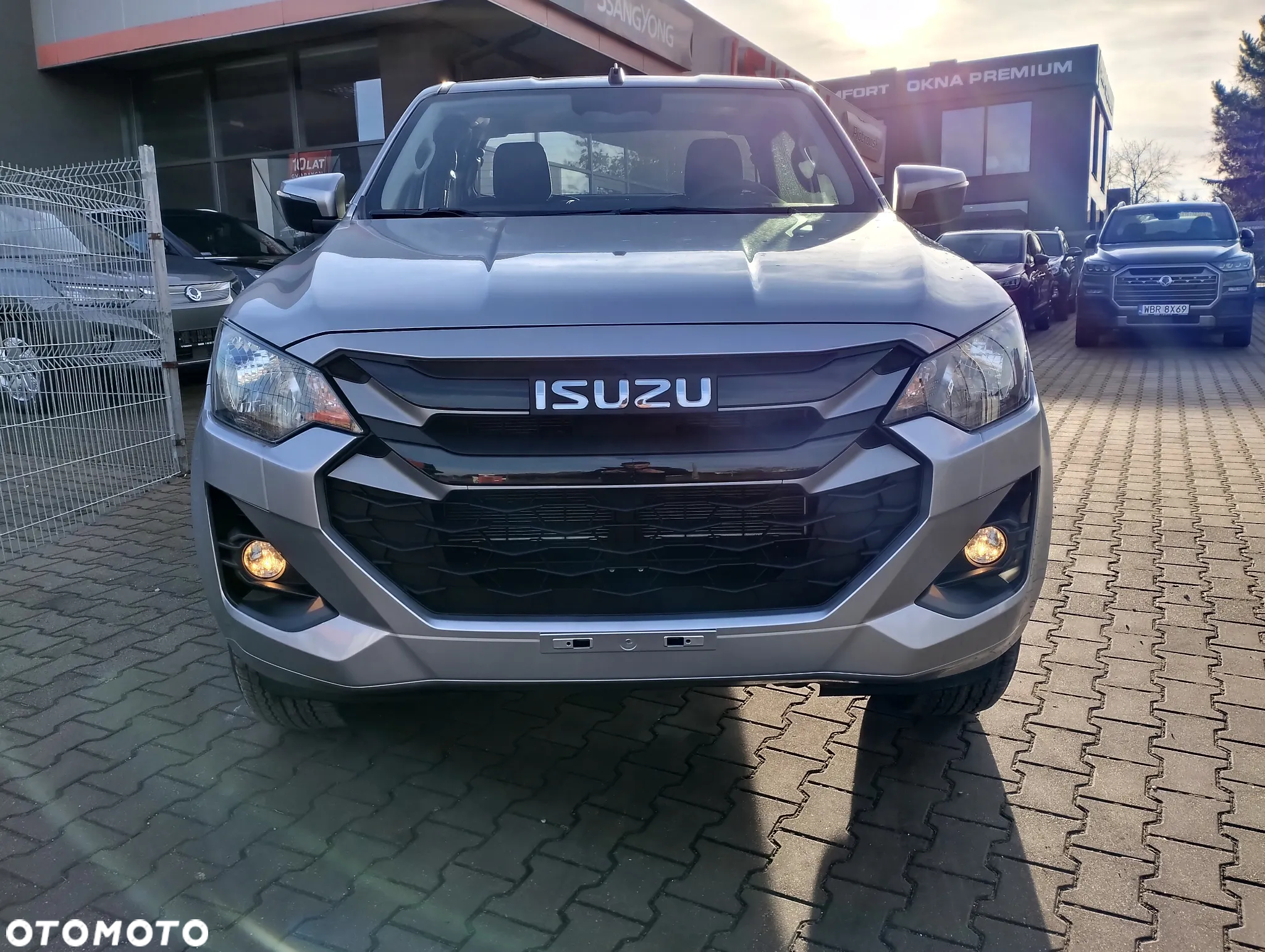 Isuzu D-Max 1.9 EC LS - 2
