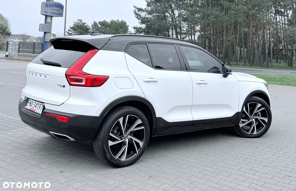 Volvo XC 40 - 3