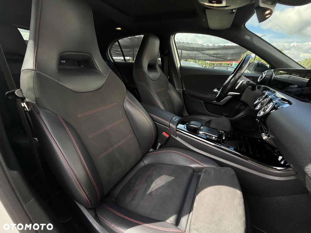 Mercedes-Benz Klasa A 250 e PHEV AMG Line 8G-DCT - 29