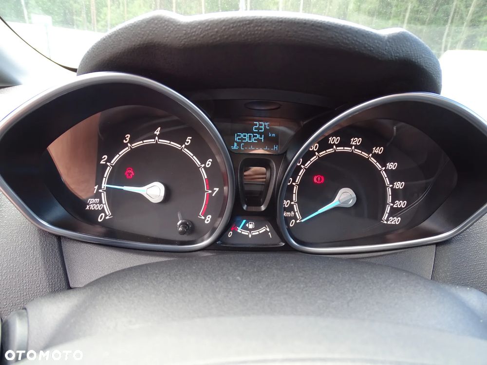 Ford Fiesta 1.25 Trend - 28