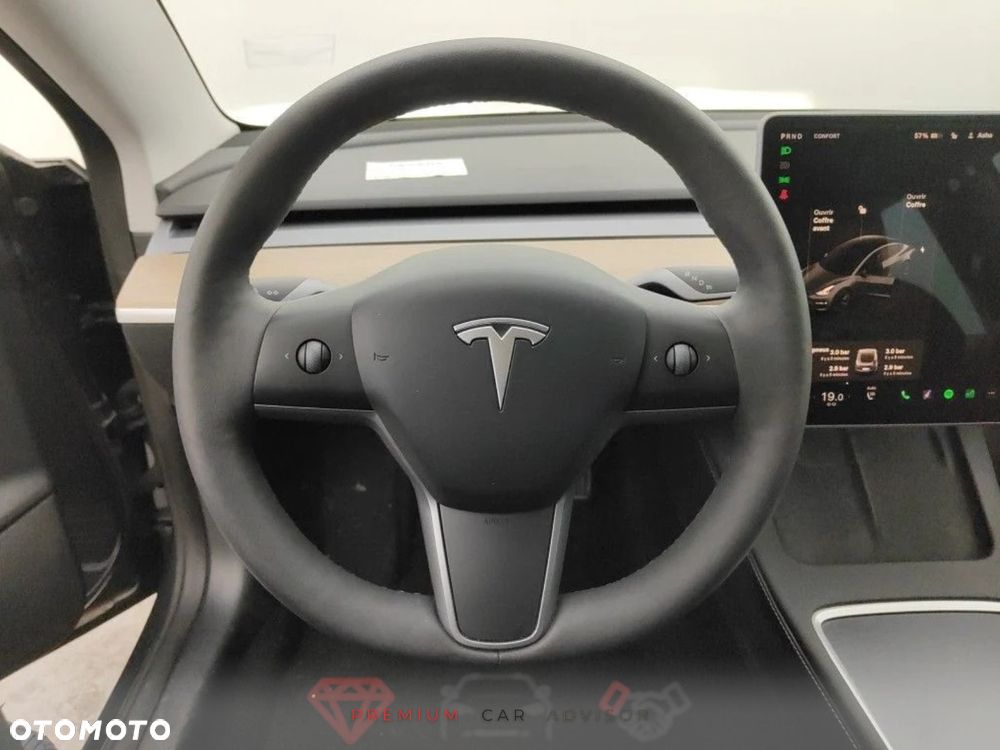 Tesla Model 3 Langstreckenbatterie Allradantrieb Dual Motor - 16