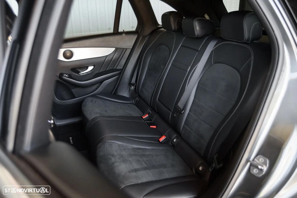 Mercedes-Benz GLC 250 d AMG Line 4-Matic - 24
