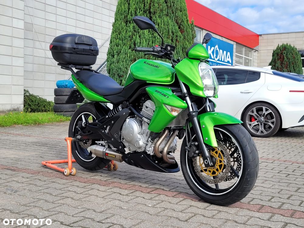 Kawasaki ER - 7