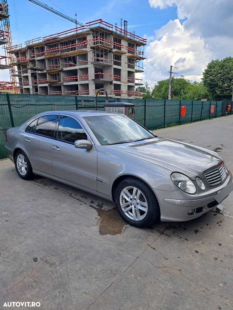 Mercedes-Benz E 220 CDI Automatik Elegance - 8