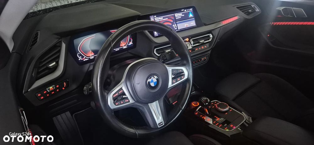 BMW Seria 2 218i M Sport - 8