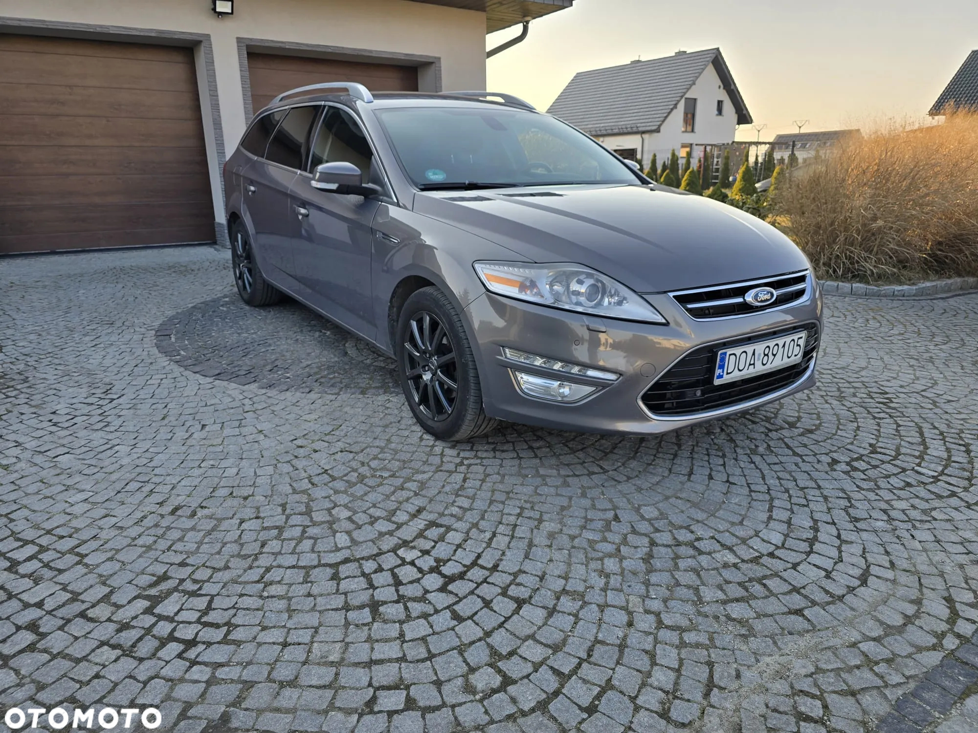 Ford Mondeo 1.6 T Ambiente - 2