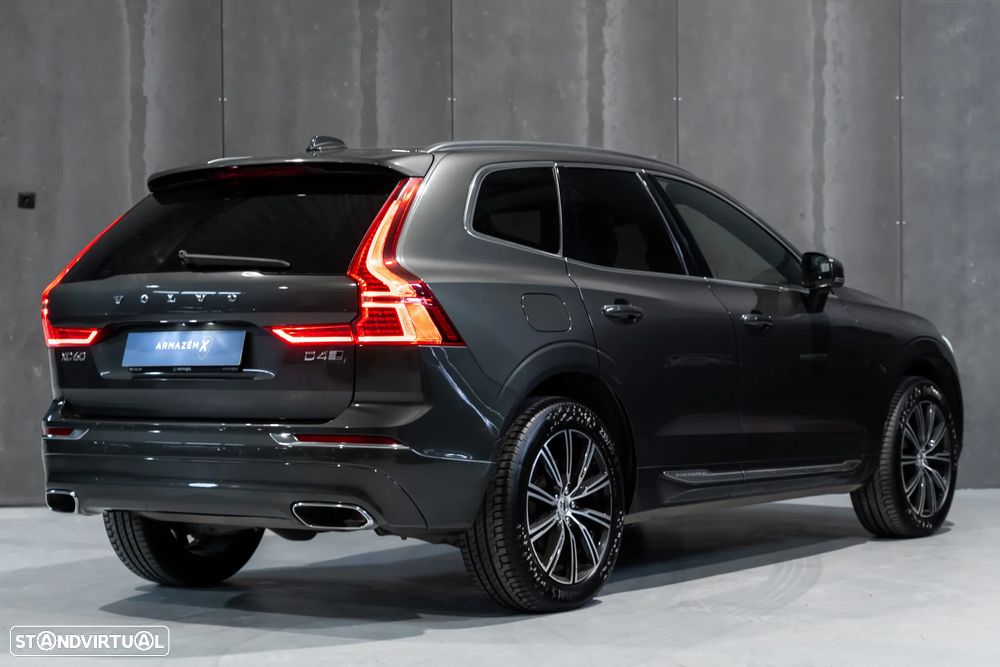 Volvo XC 40 2.0 D4 Inscription AWD - 4