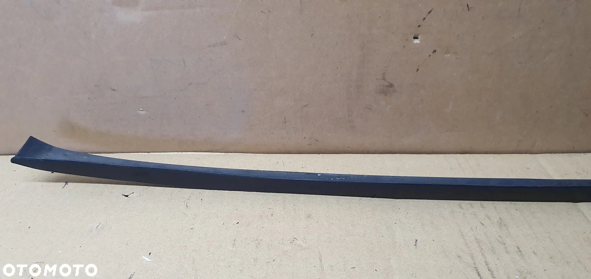 Listwa szyby czołowej lewy przód VW Passat B6 3C0854327A - 2