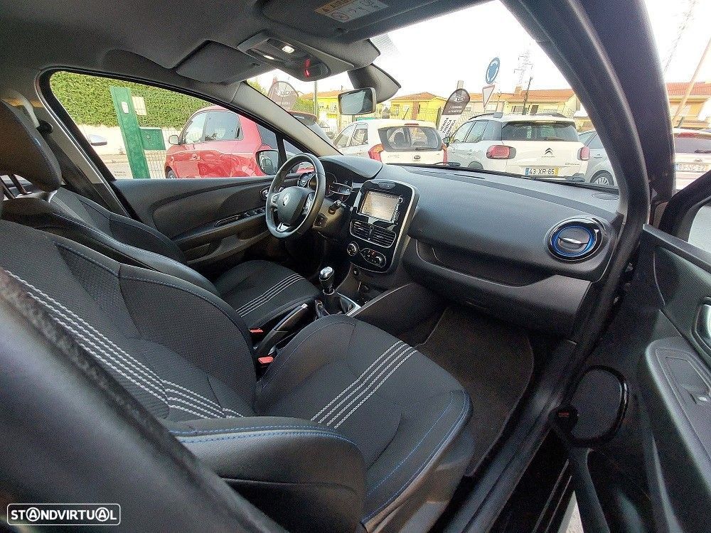 Renault Clio Sport Tourer 1.5 dCi GT Line - 16